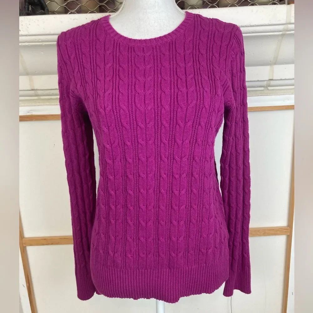 St. John's Bay Fuchsia Cotton Cable Knit Sweater preppy classic🍀